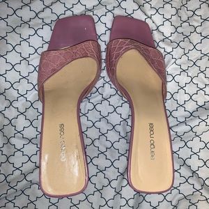 vintage pink sergio rossi kitten heels